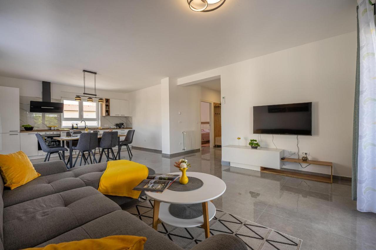 Domus Alba Apartments Pula Zewnętrze zdjęcie