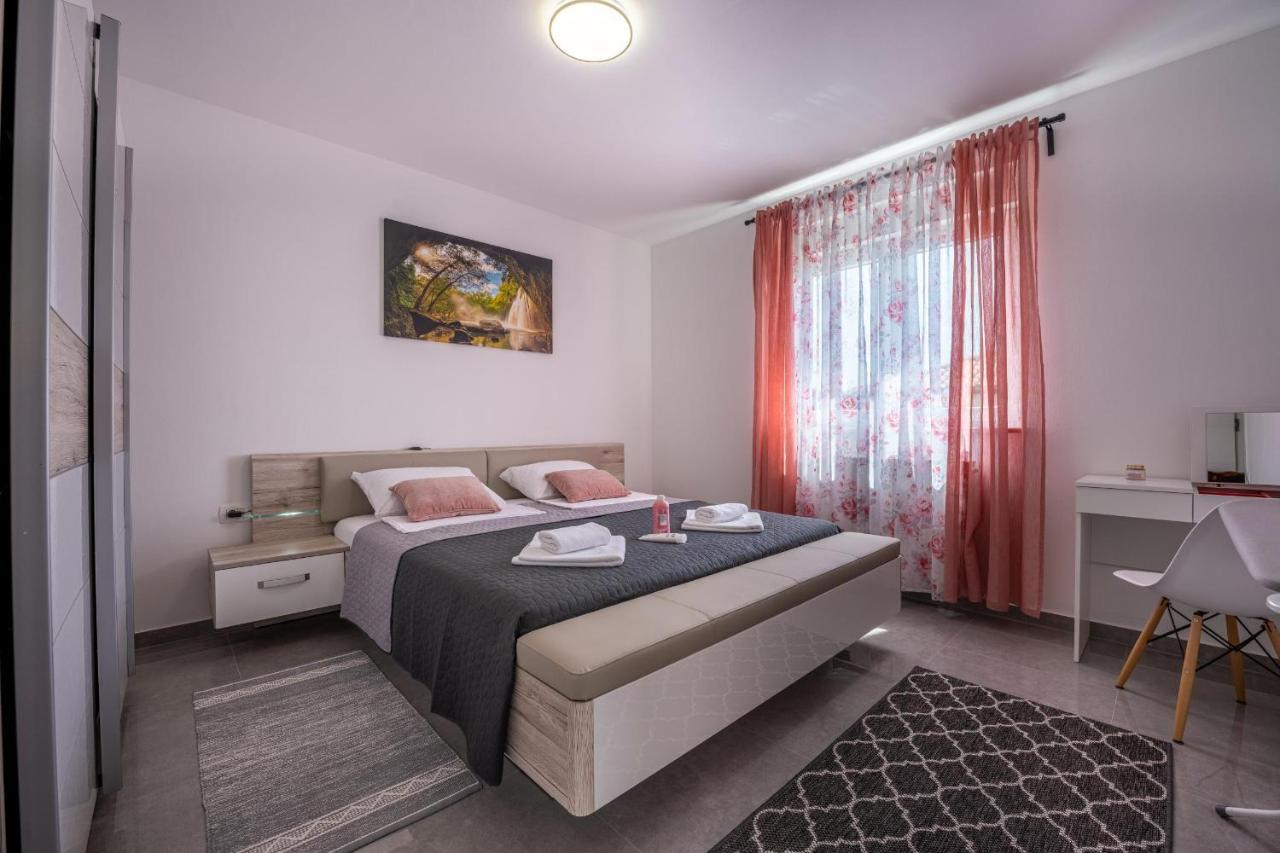 Domus Alba Apartments Pula Zewnętrze zdjęcie