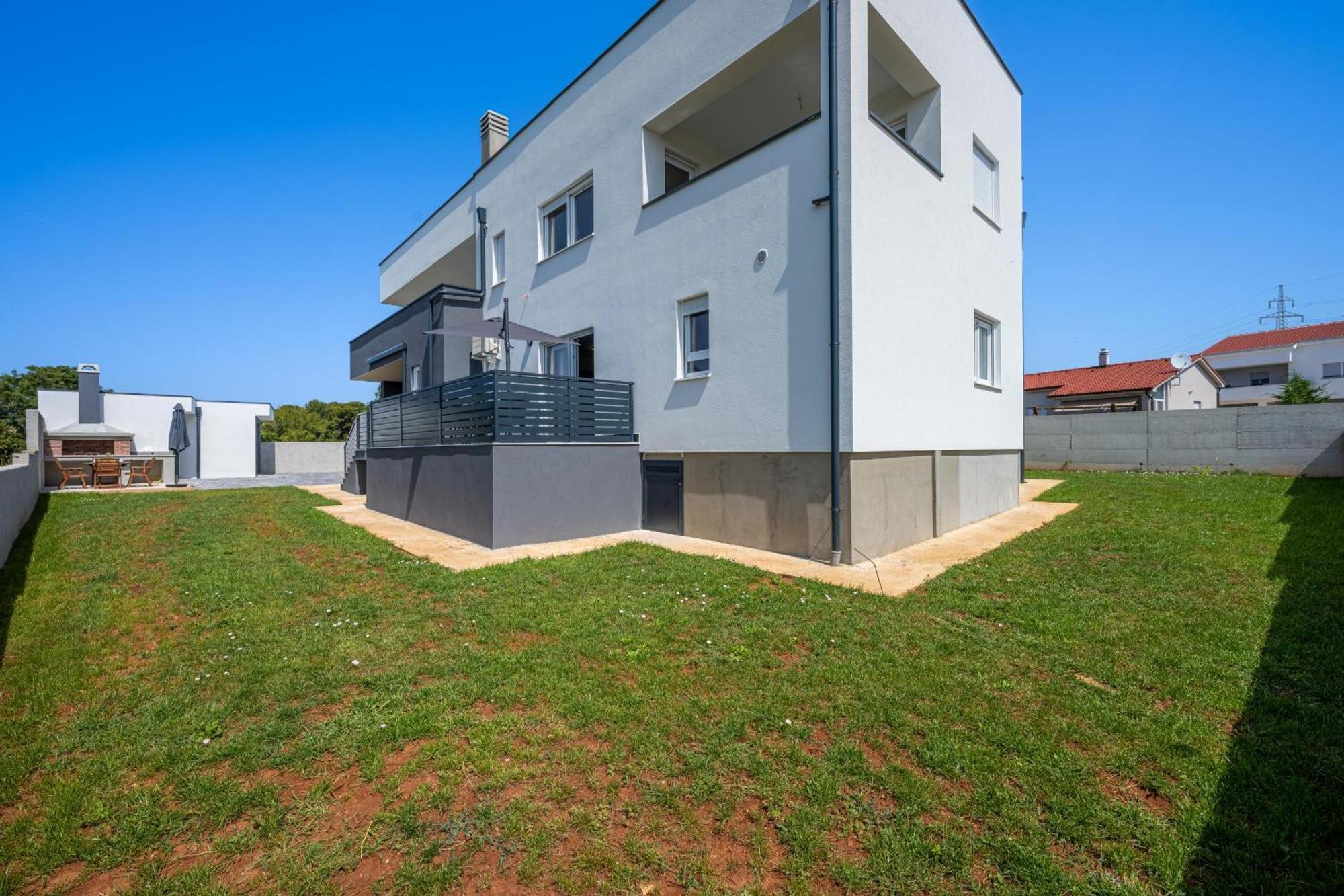 Domus Alba Apartments Pula Zewnętrze zdjęcie